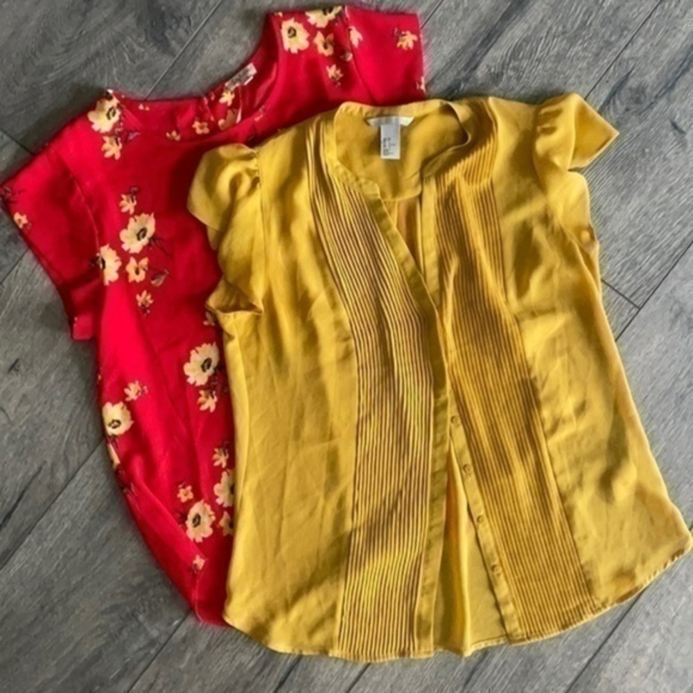 Francesca’s tops 2 100% polyester blouses size small red and marigold
